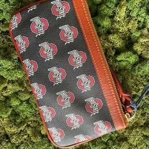 Dooney & Bourke OSU wristlet.